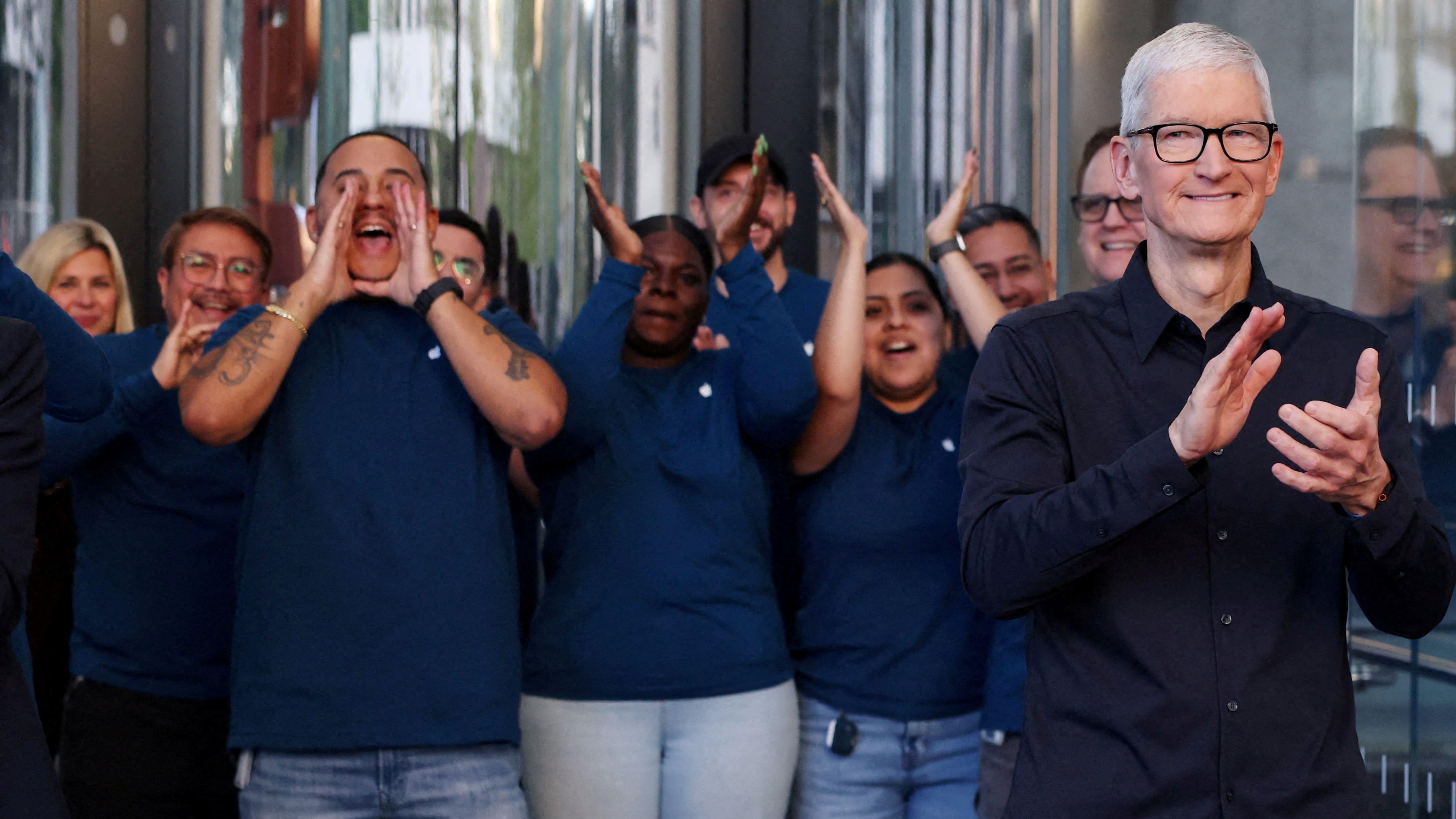 蘋果CEO庫克去年薪酬總額逾5億  比2024年少