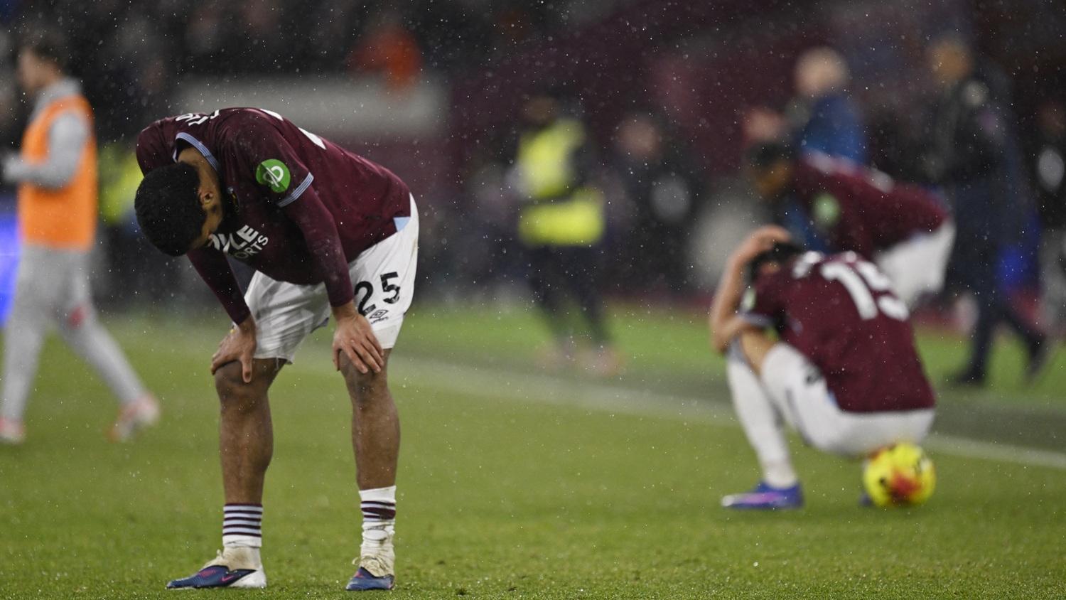 韋斯咸1:2不敵諾定咸森林後球員相當失望。(路透社)