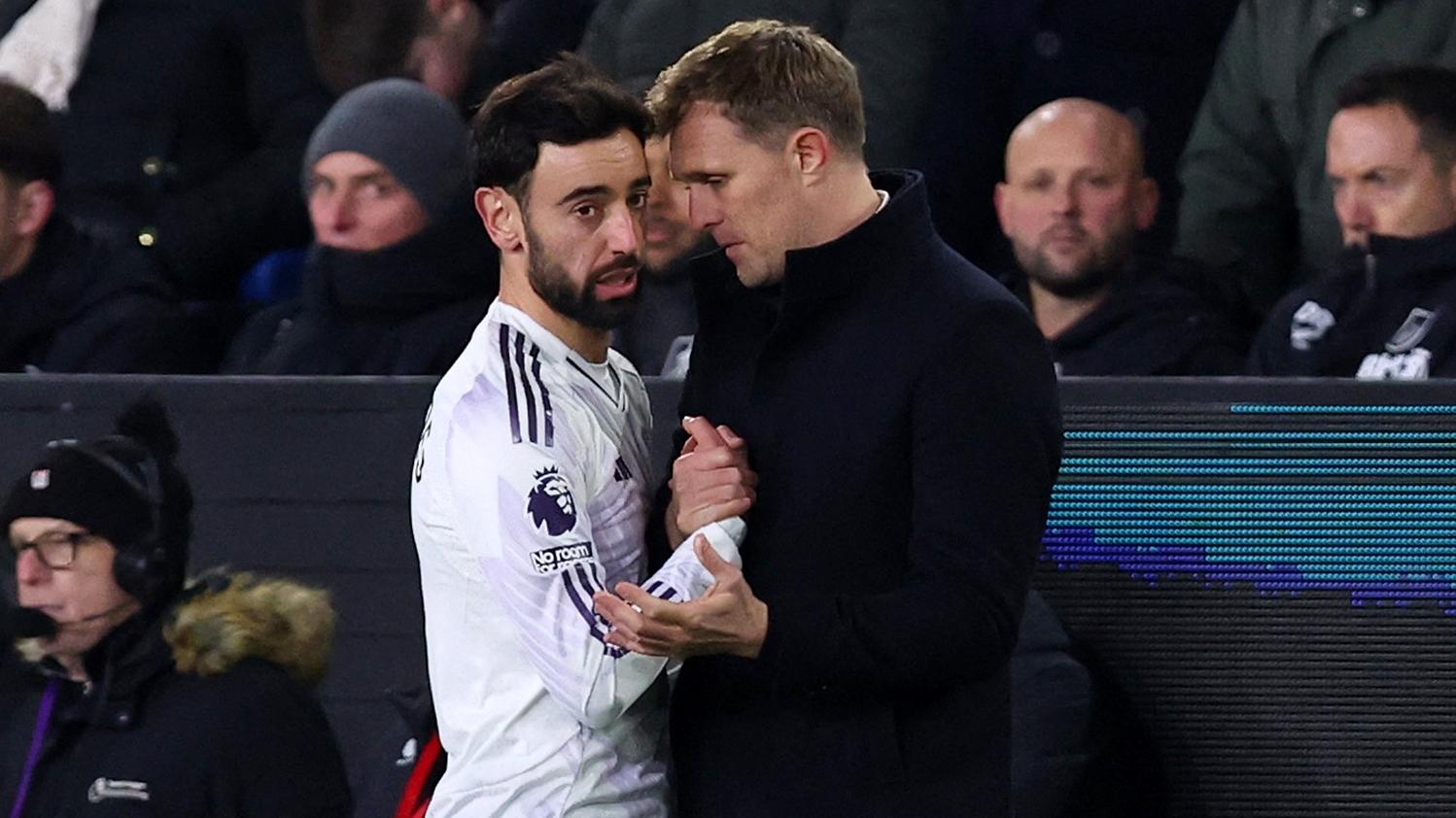 曼聯暫代主帥費查與般奴費南迪斯。(路透社)