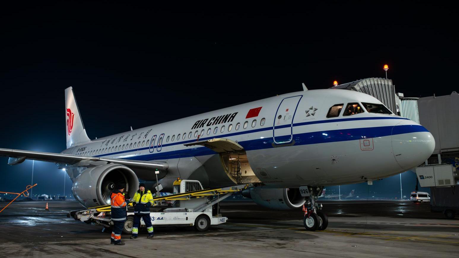 國航A320客機。（資料照／《新華社》）