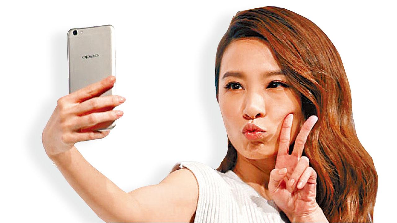 Selina前夫擁吻女主播 Hebe:大家高抬貴手