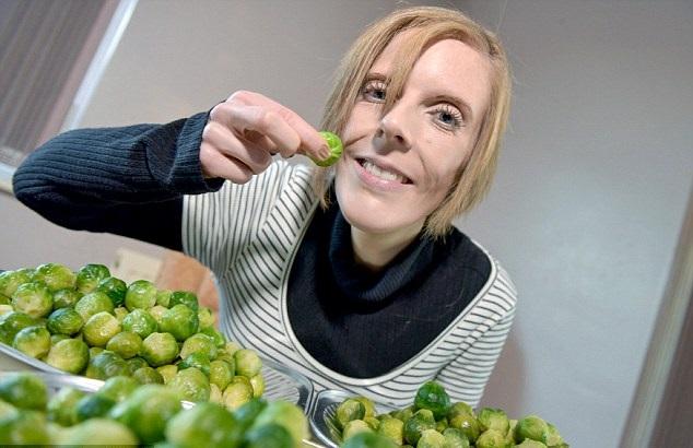 瘦骨大胃妹創健力士 鯨吞7磅椰菜仔