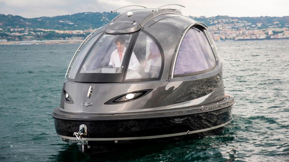 占士邦專屬快艇？意公司推水上太空船(有片)