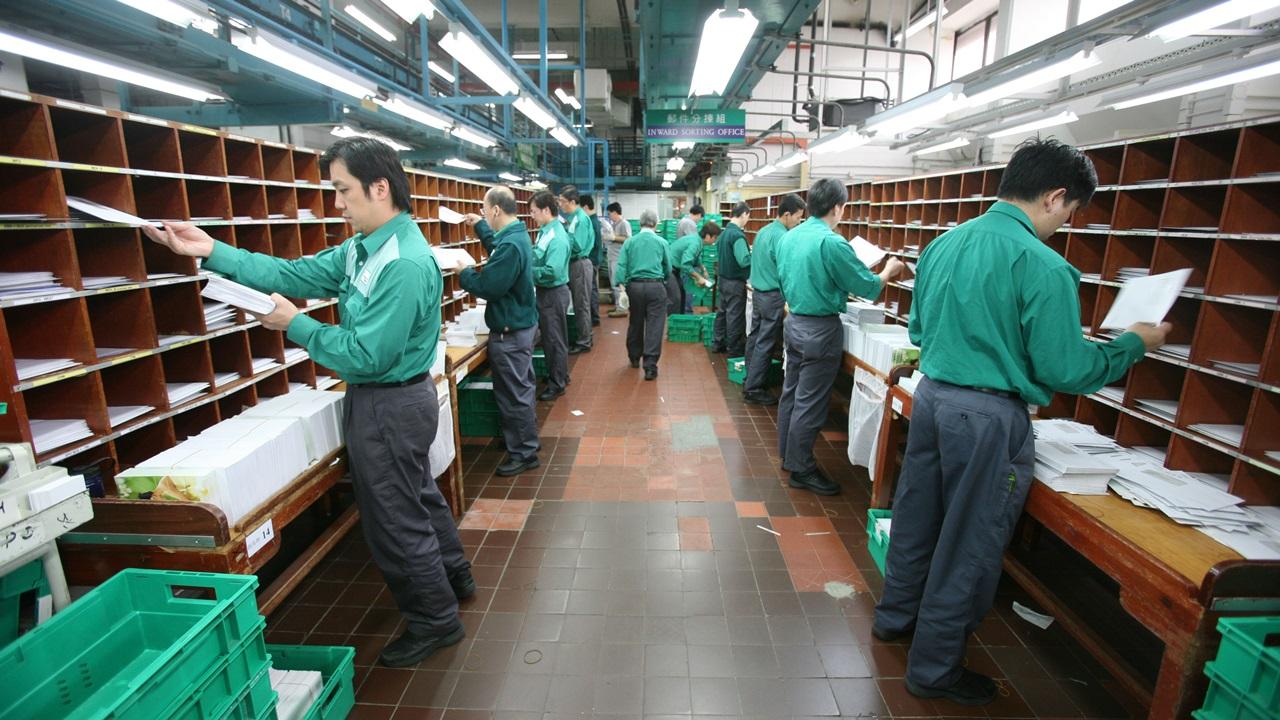 本地聖誕郵件本月21日截郵