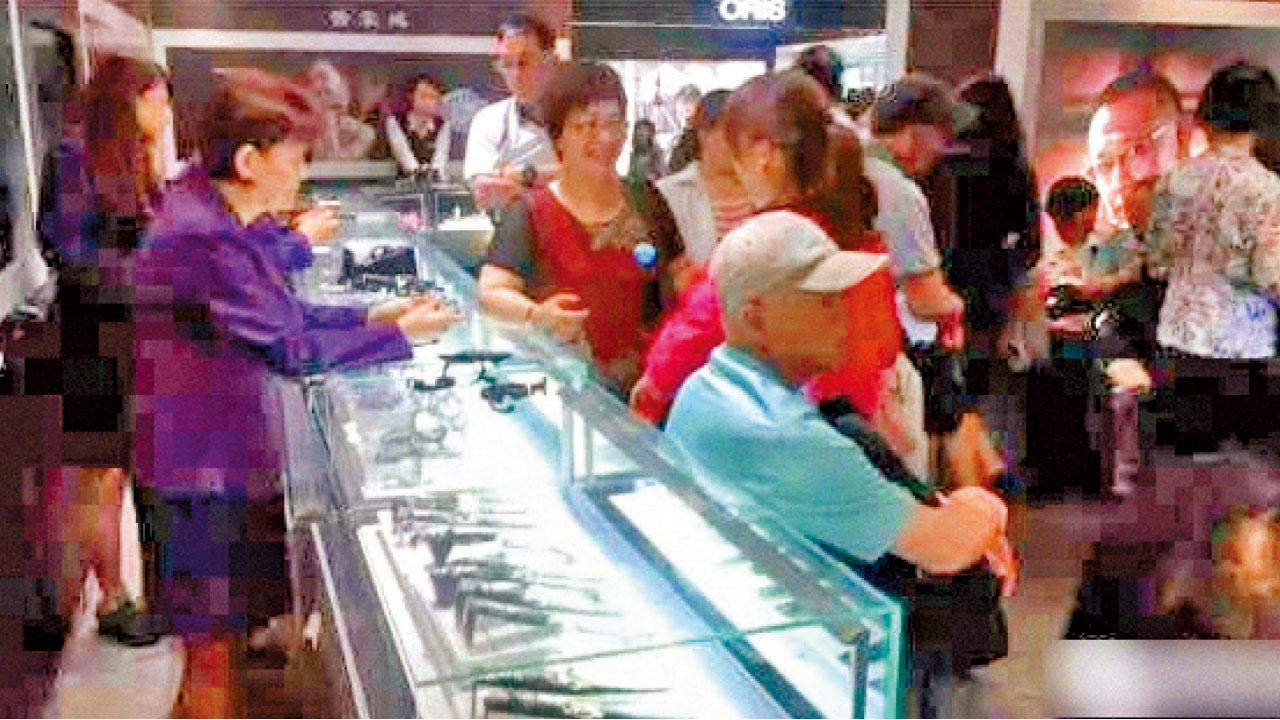 980元遊港澳7日 浙老人團不購物被罵哭