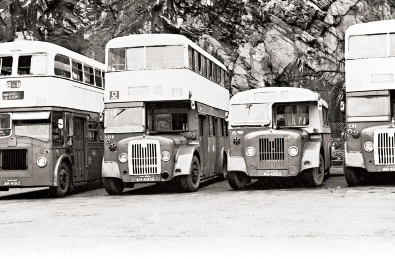 香港歷史檔案大樓舉行 重溫港島巴士站街景舊貌