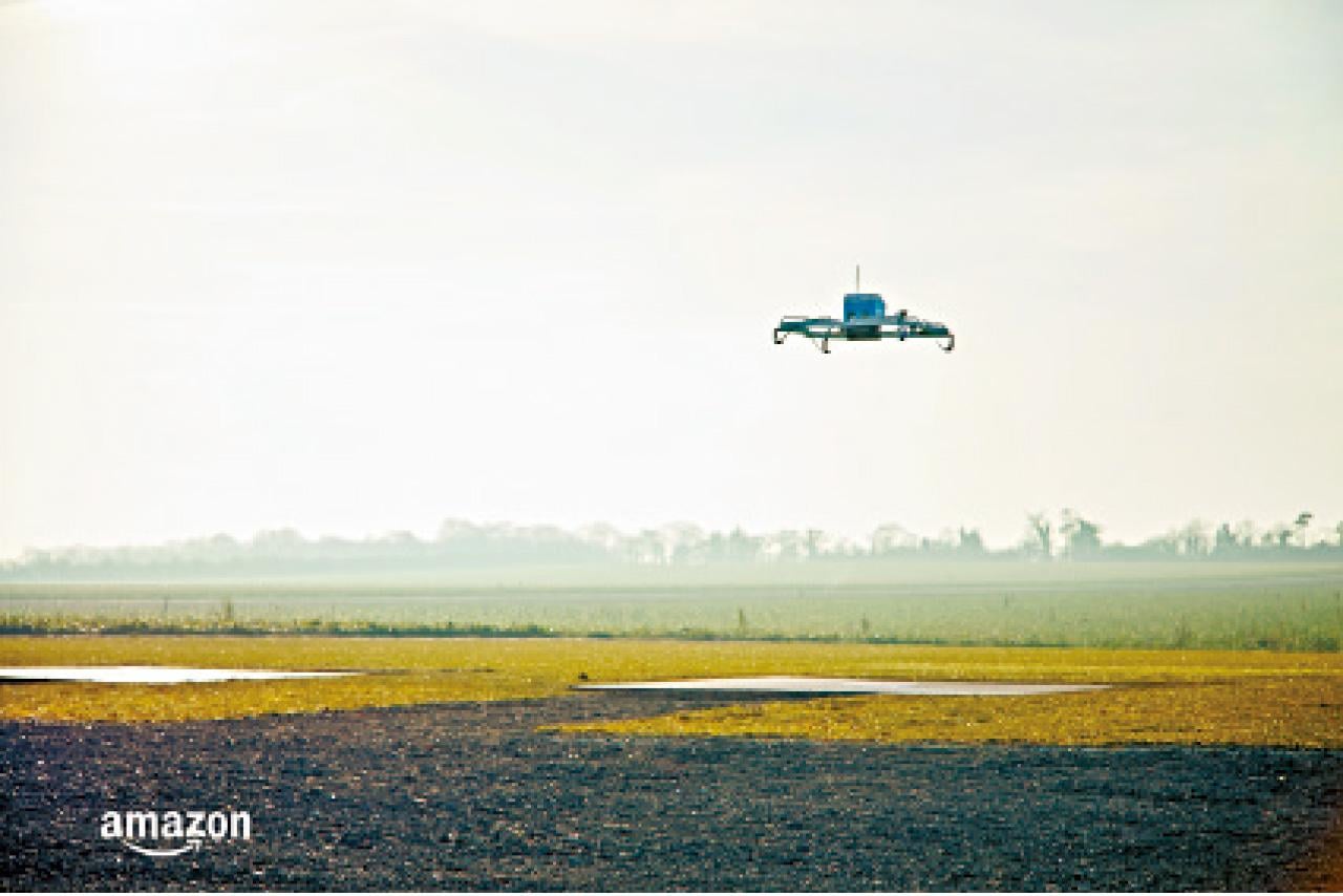 Amazon首次無人機送貨