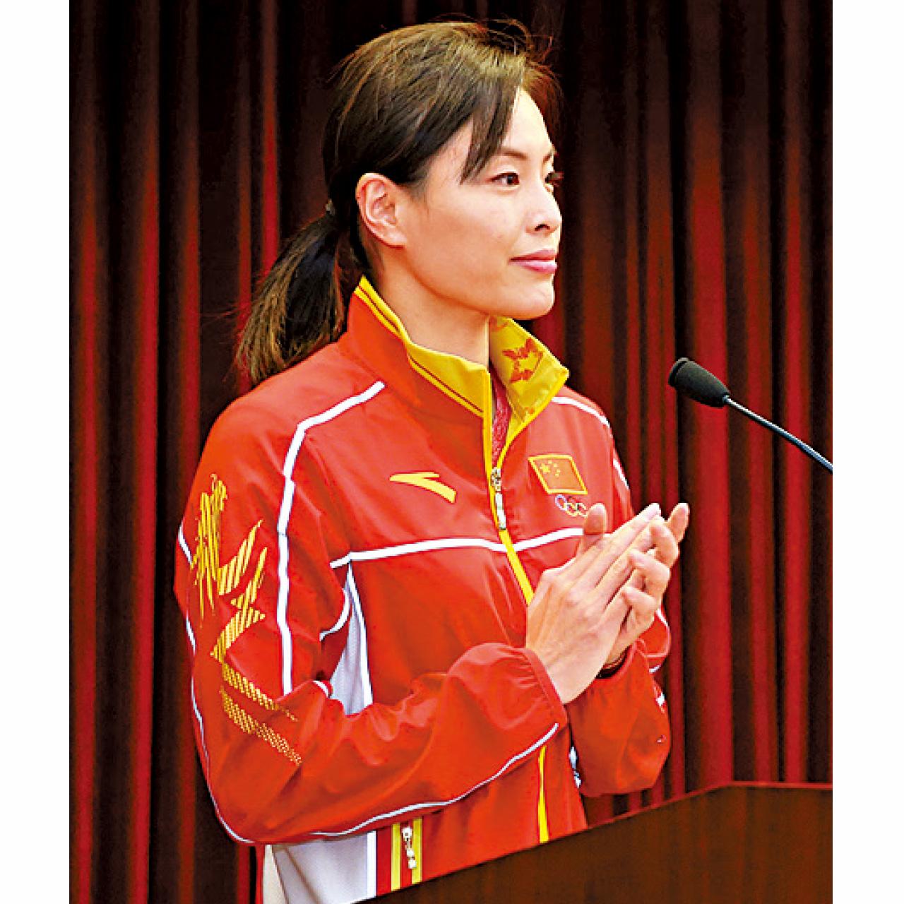跳水名將吳敏霞宣布退役
