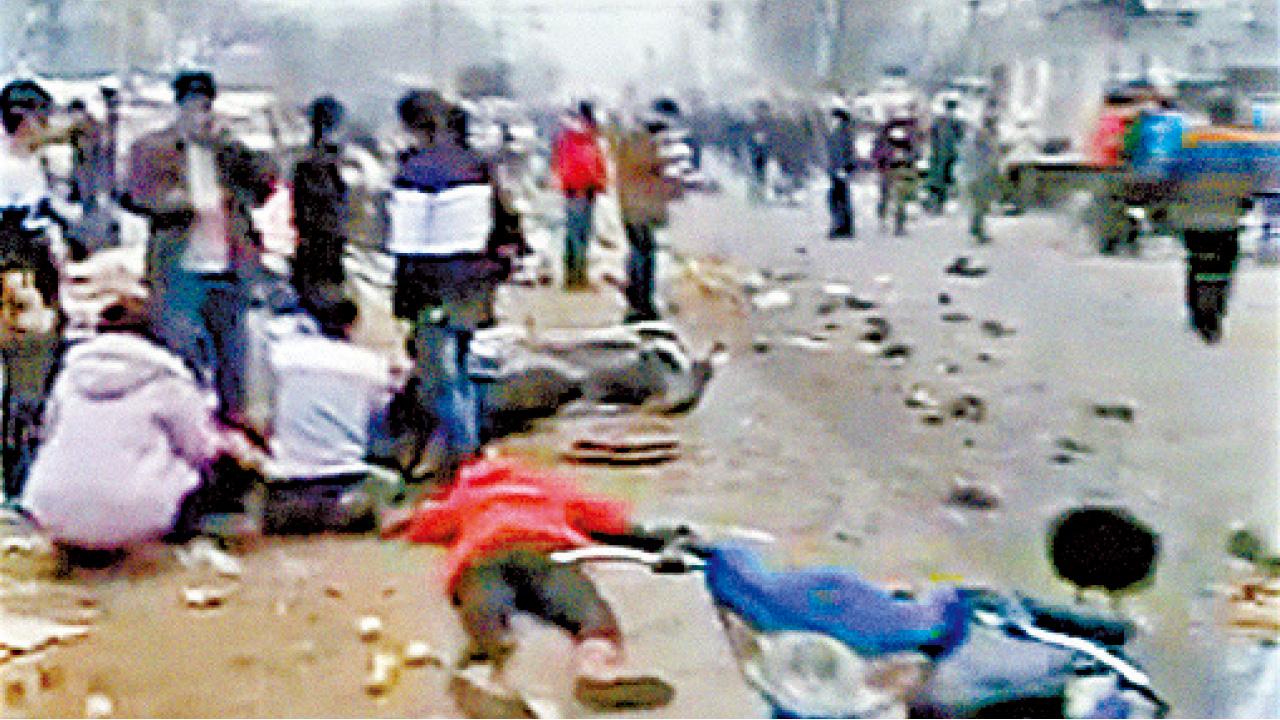 京郊客貨車衝撞市場4死