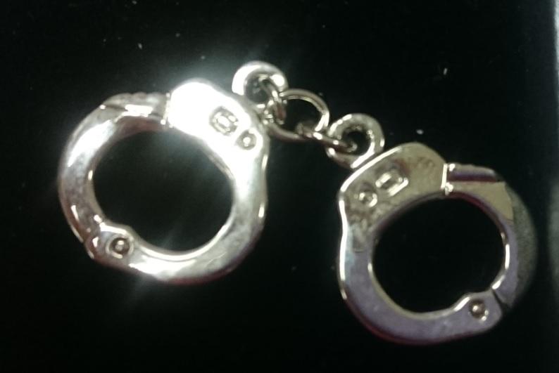 警務人員遺失手鐐