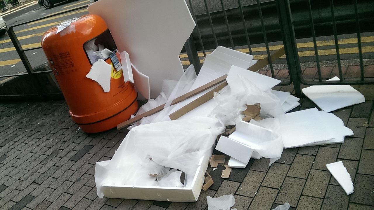 食環署今起在6棄置垃圾黑點裝設攝錄機