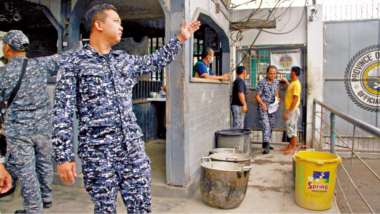 菲百槍手劫獄 158囚犯趁亂逃走