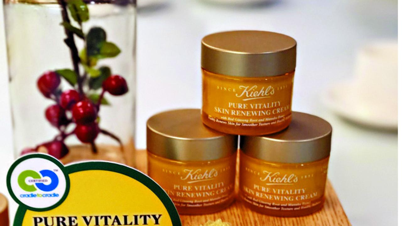 超天然成分 Kiehl’s  「純淨紅參蜂蜜嫩膚霜」