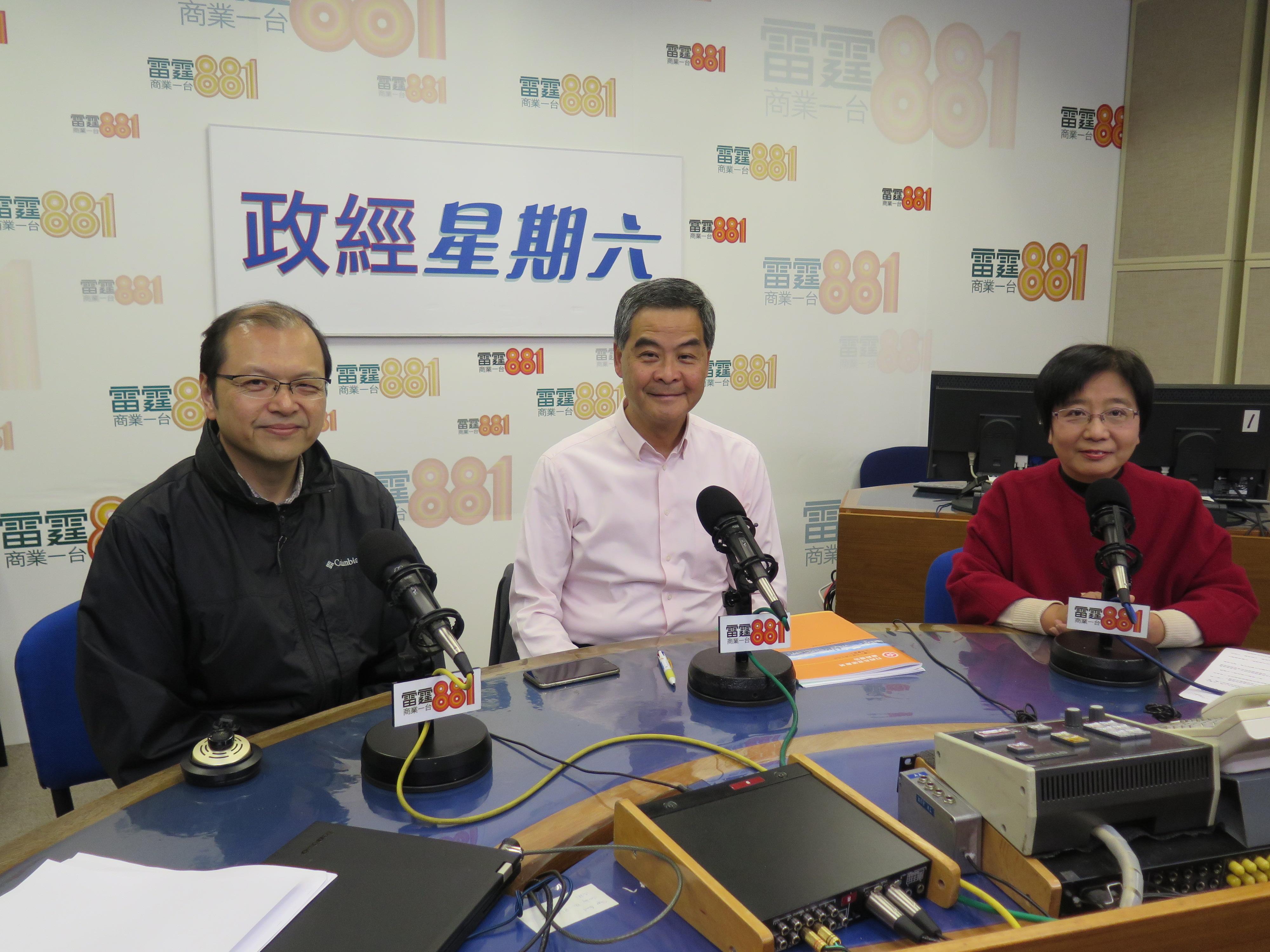 梁振英不同意下屆政府要休養生息