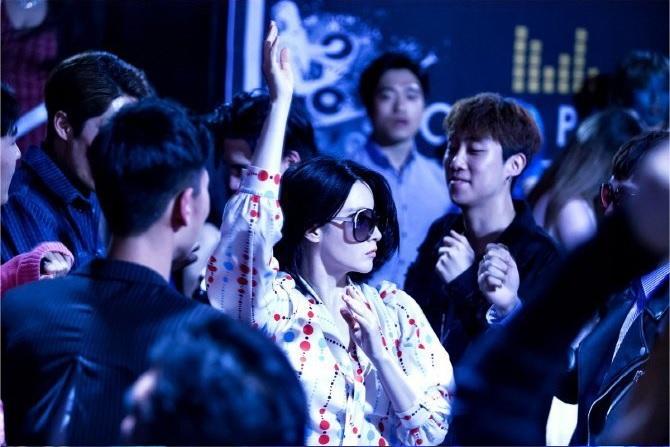 【即時娛樂】李英愛夜店跳舞展魅力