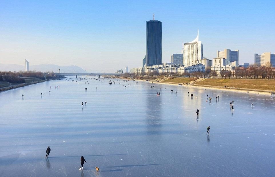 多瑙河結冰卅年一閏