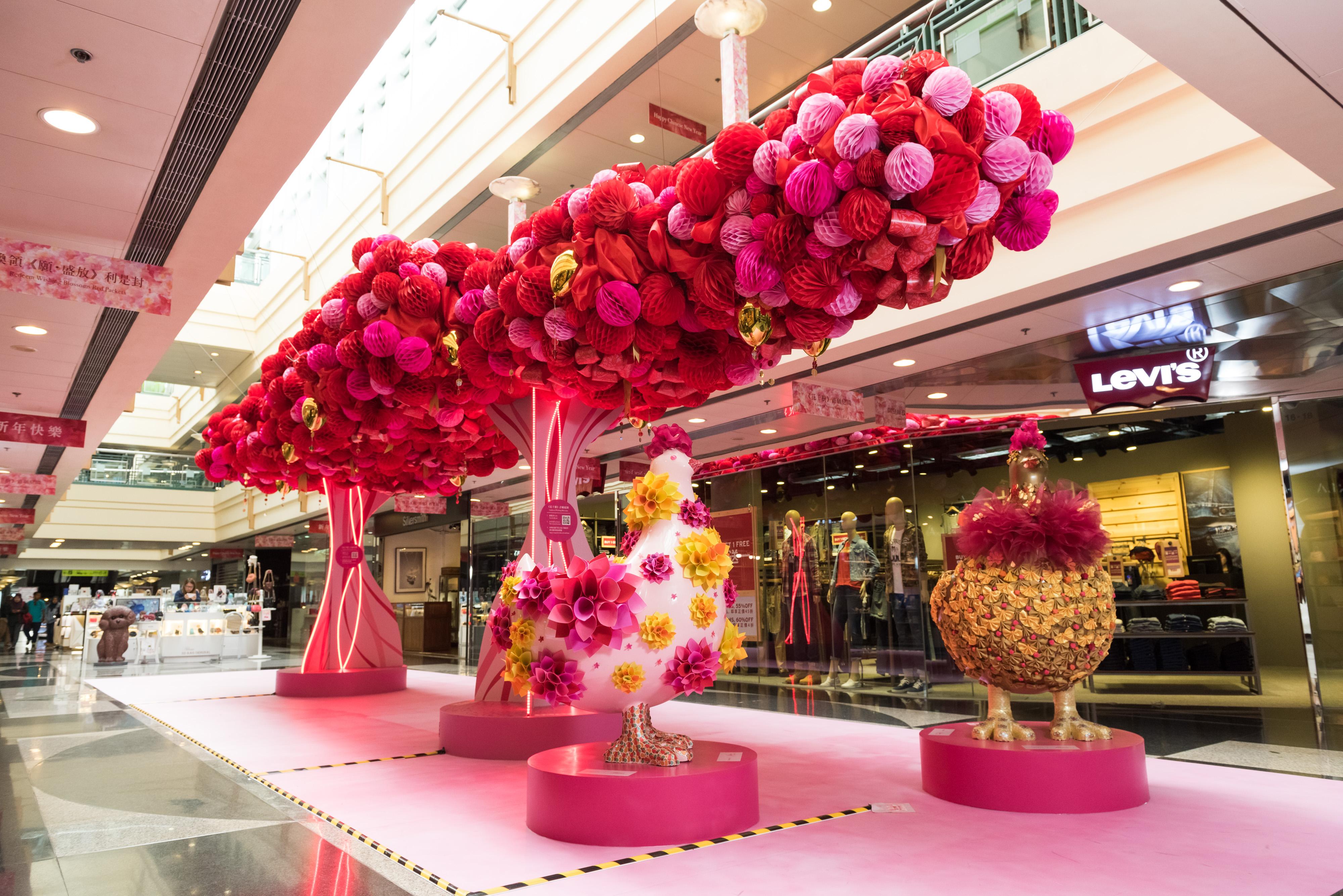 三大設計師攜手打造　山頂廣場「願．盛放」燈飾藝術花千樹