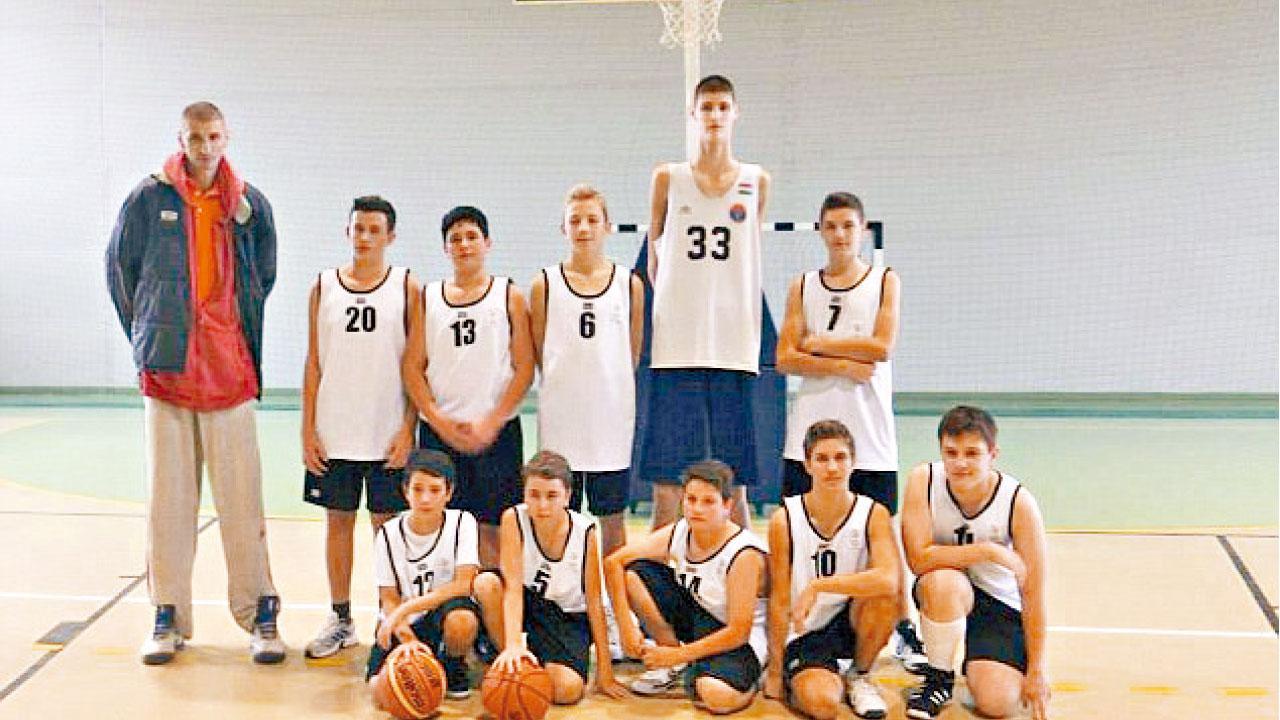 7呎7少年勢稱冠NBA