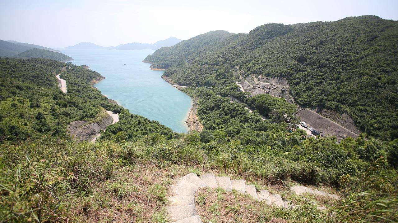 朱凱迪指政府土地資訊不透明  劉炳章稱香港有地但無適切管理