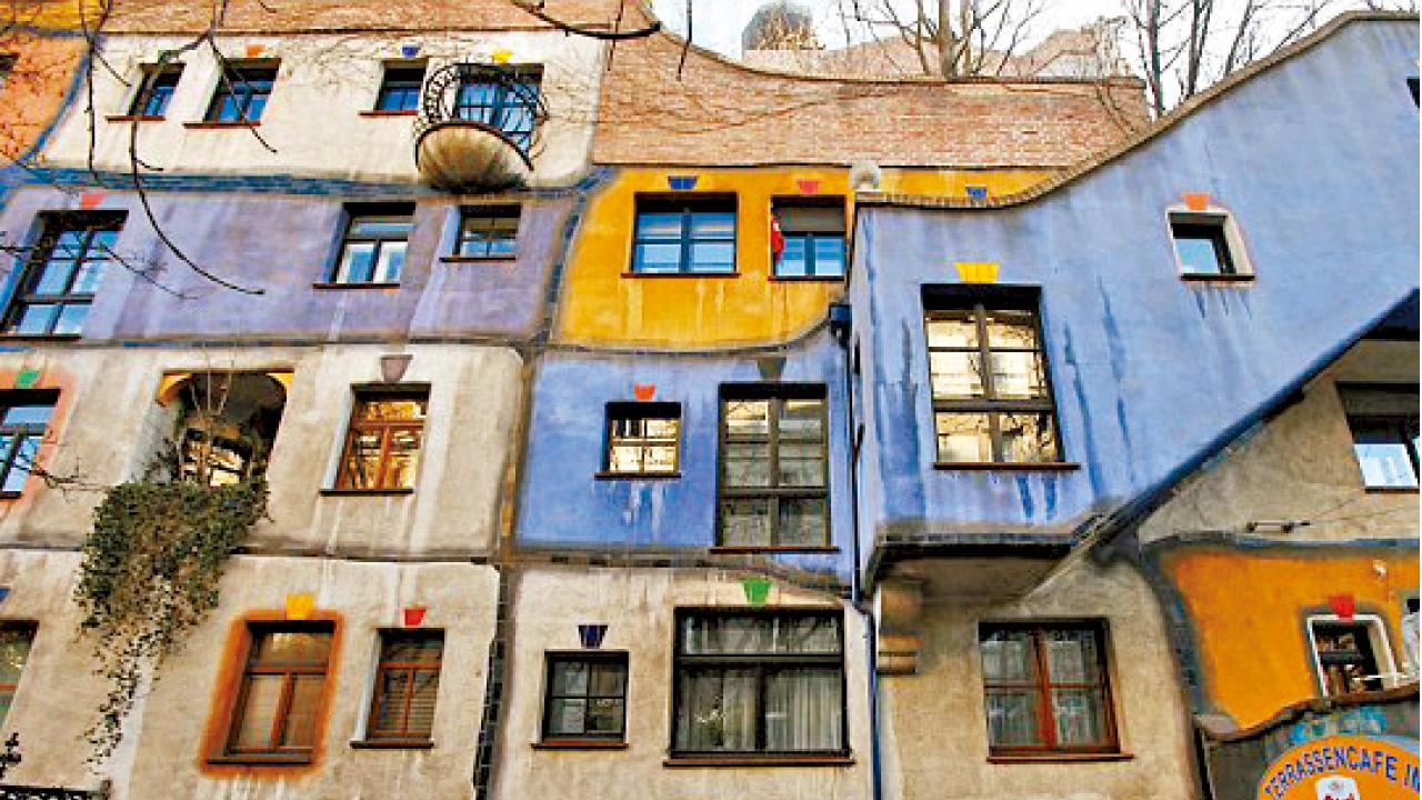 遊客無節制充電 維也納咖啡店要收錢