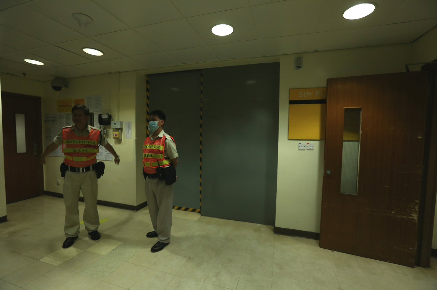 曾蔭權被轉送伊利沙伯醫院羈留病房