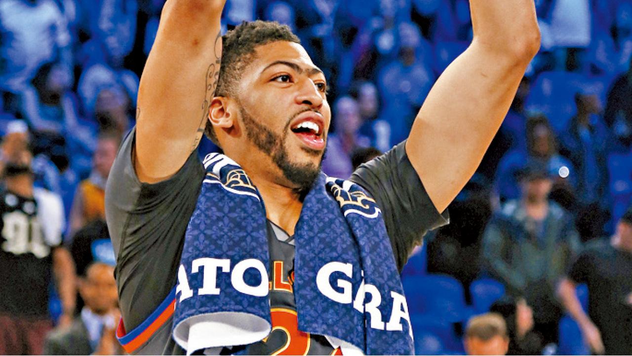 戴維斯破紀錄轟52分膺明星賽MVP