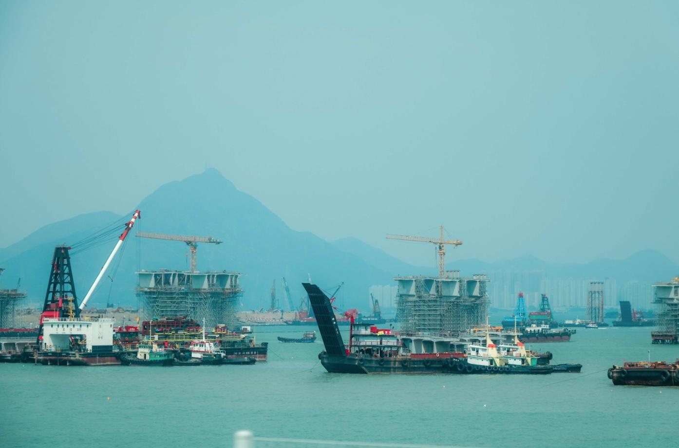 【預算案】惠及內地轉機客 研建車路接駁港機場