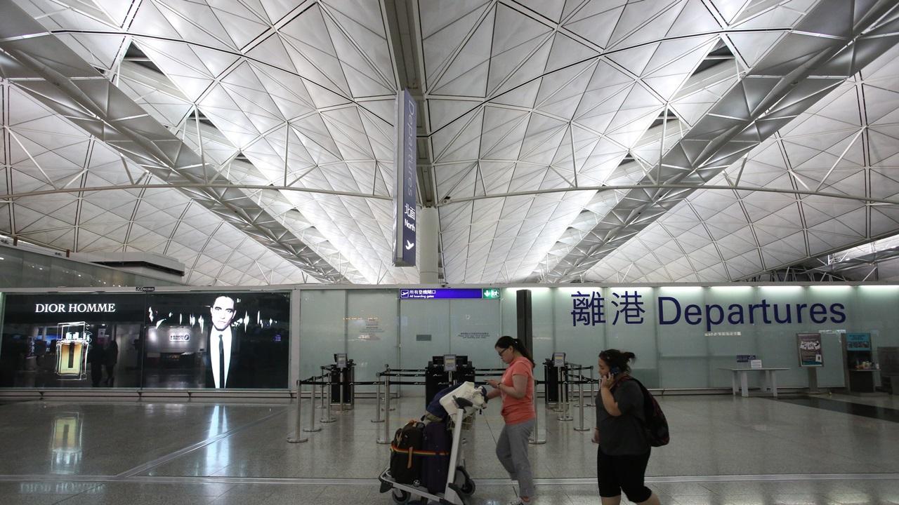 高院處理機場隨身行李「同行同檢」司法覆核許可