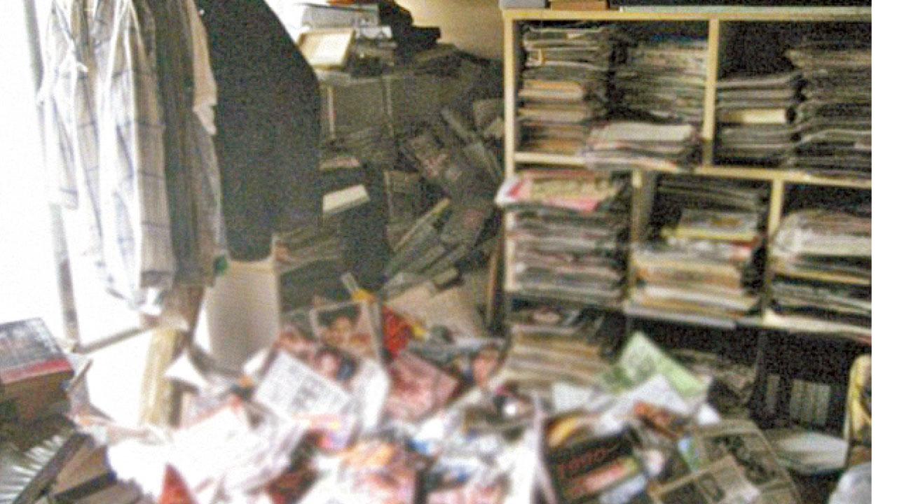 日獨居漢心臟病發 遭色情刊物壓死