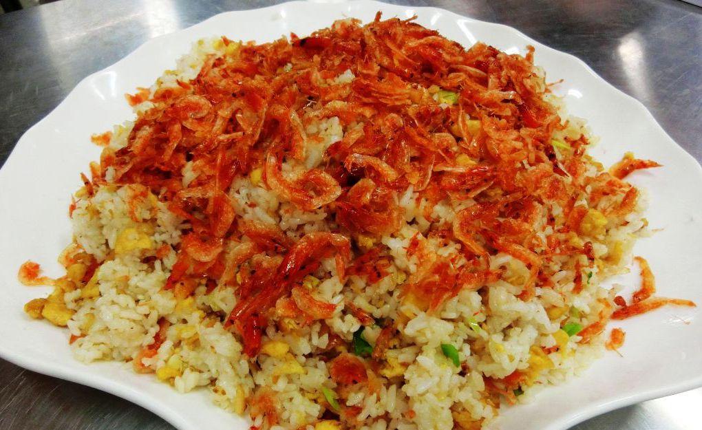 櫻花蝦炒飯被投訴有蝦殼 台網民怒斥「腦子長哪」