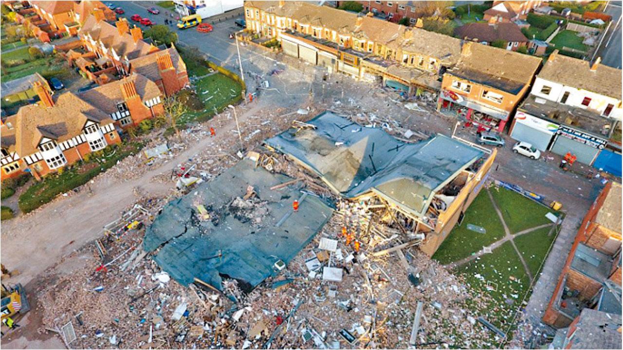 英氣體爆炸夷平舞蹈學校34傷