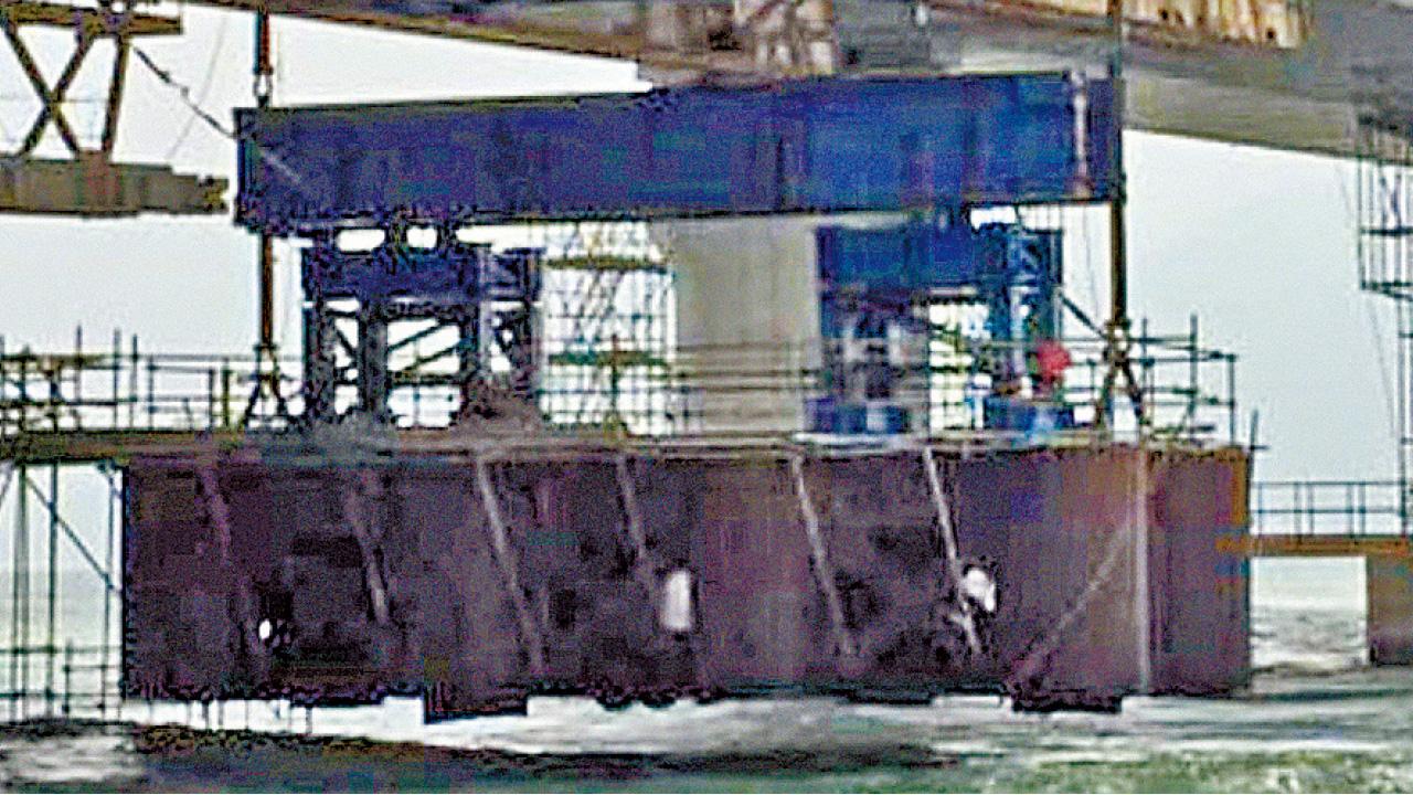 港珠澳大橋工程再染血  工作台倒塌 1死3傷1失蹤