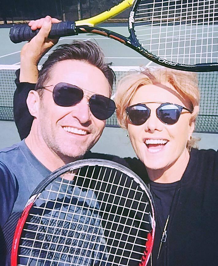 【即時娛樂】結婚21周年 曉治積曼恩愛放閃