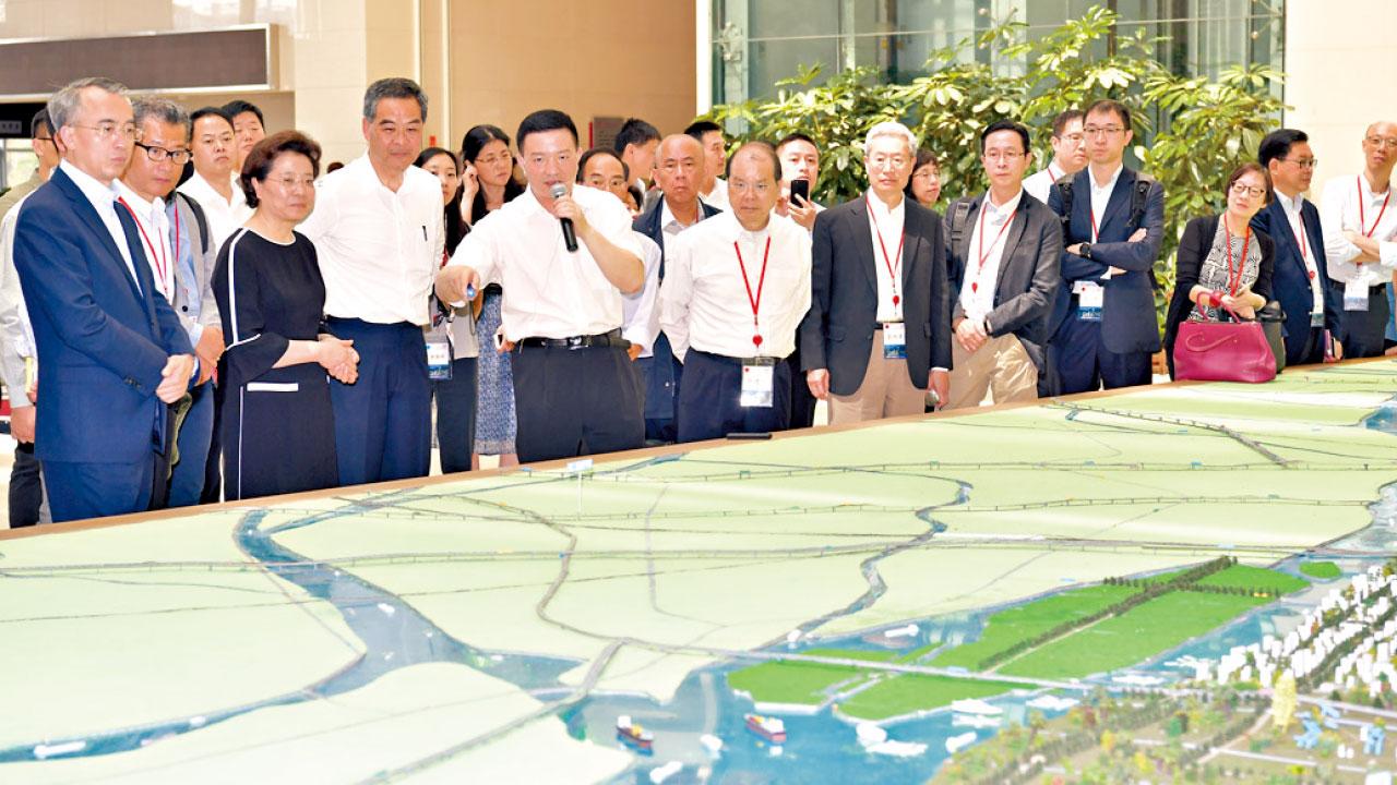 特首率團考察大灣區 港優勢可當超級聯繫人