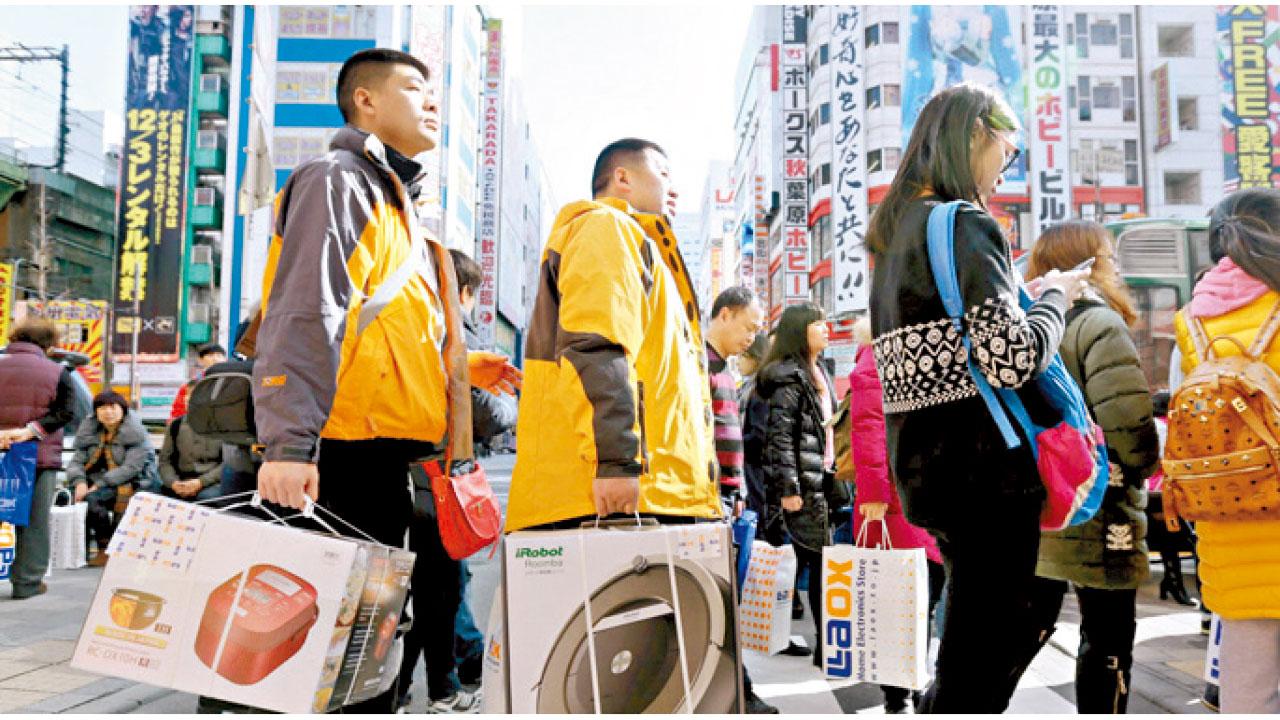 赴日爆買熱潮續退 中國遊客消費跌15%