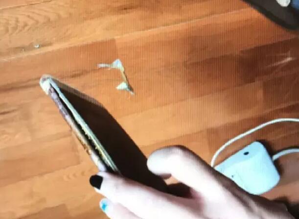 充電中iPhone7Plus自燃 南京女睡夢中驚醒