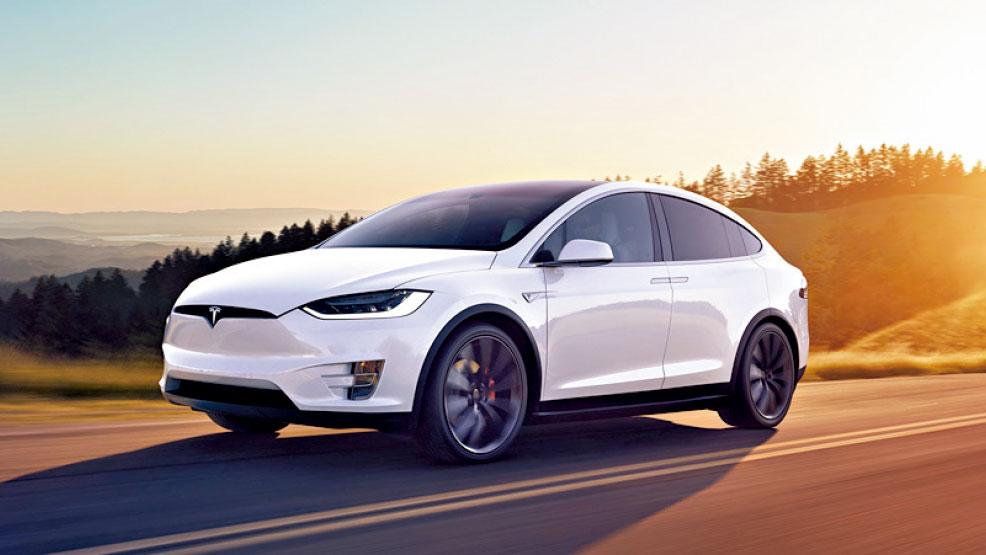 Tesla Model X 智能SUV安全又環保