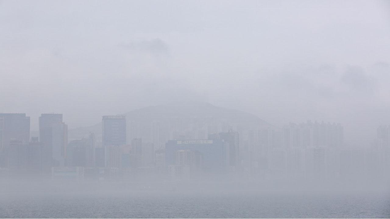 分享反駁梁振英文章 天文台長急補鑊