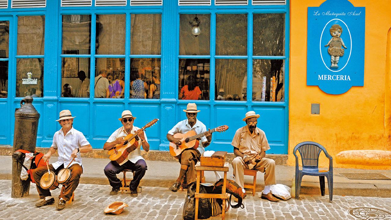 夏灣拿夢想國 排隊也快樂