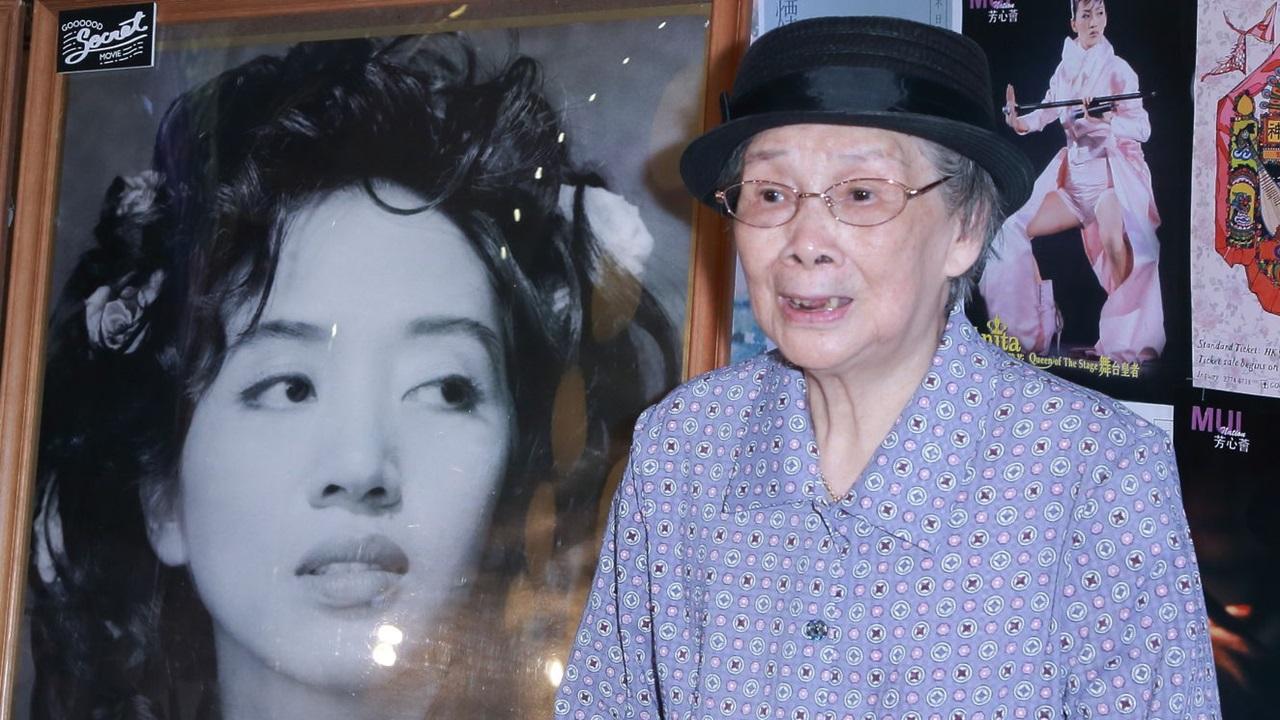 梅媽哭訴破產令捱4年要拾街邊菜食用