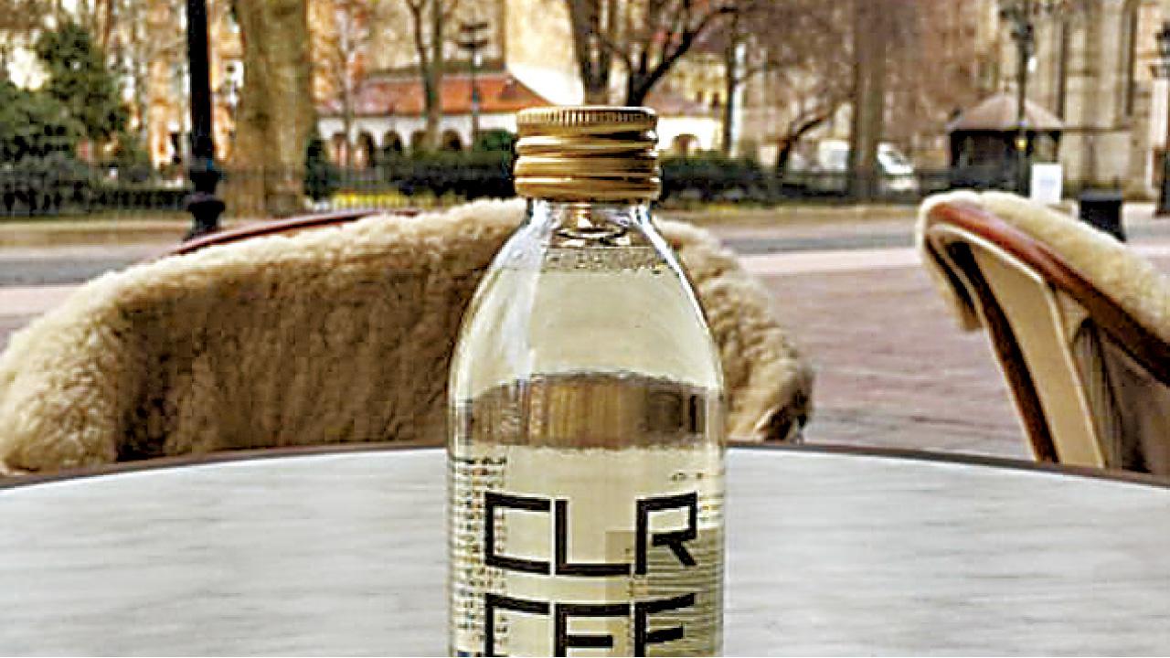 透明咖啡護雪齒