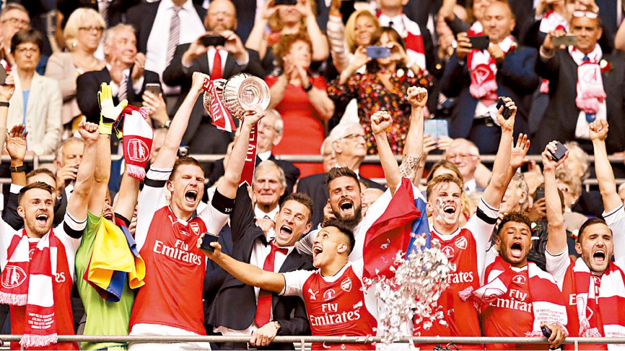 兵工廠爭氣 挫車仔捧足總盃