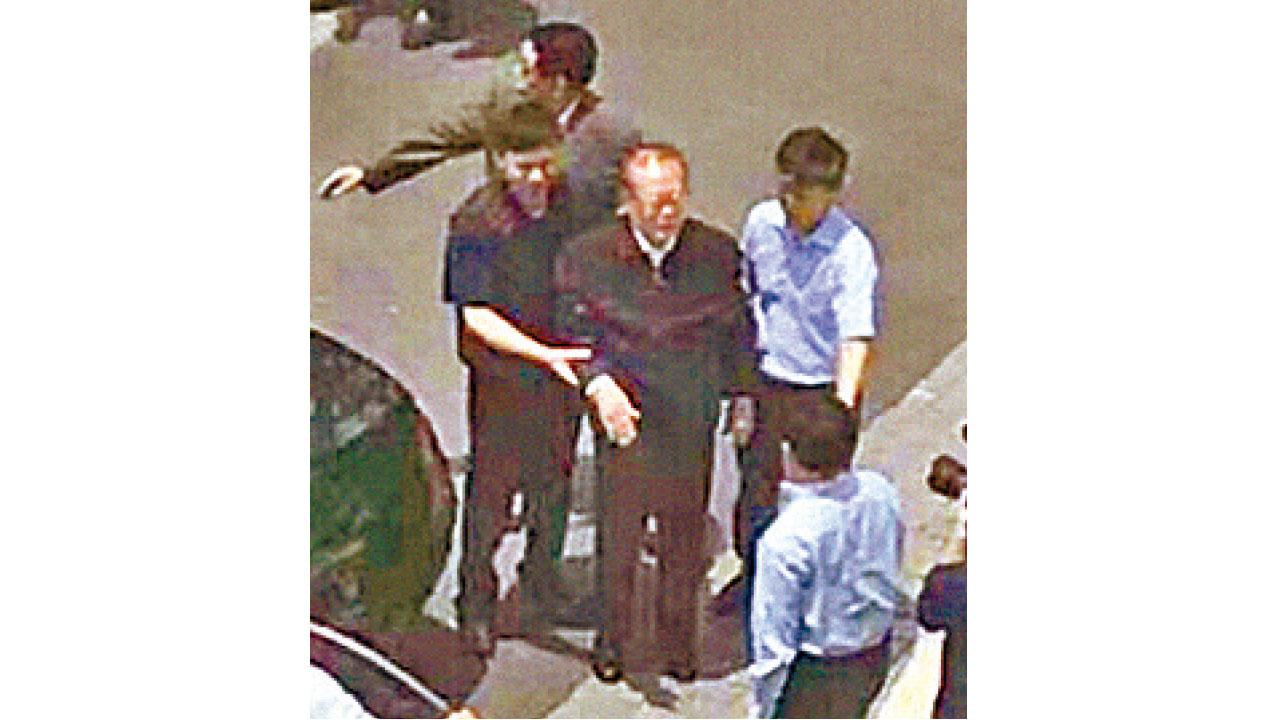 網傳江澤民現身上海科技大學