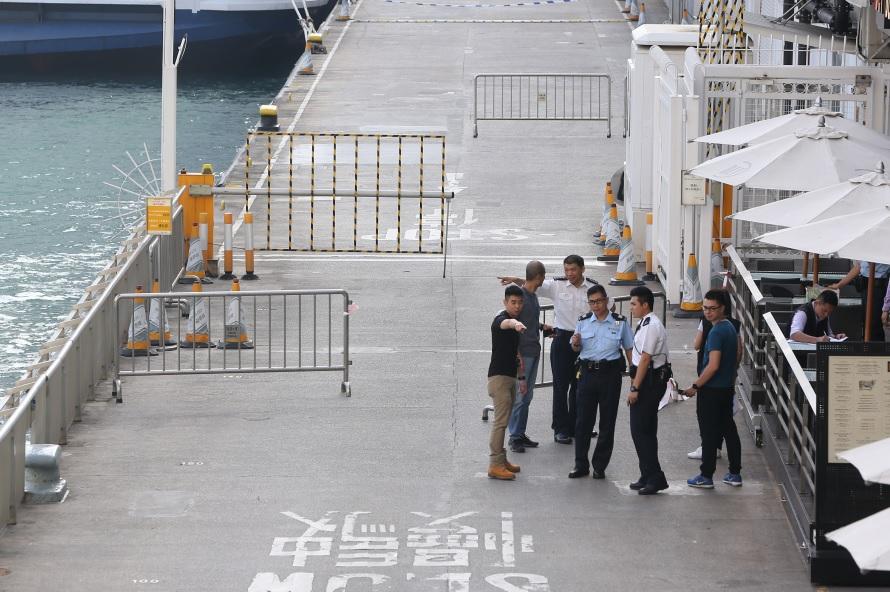 海運大廈對開可疑物品 警證詐彈