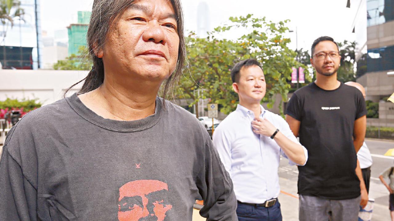 梁國雄涉收黎智英25萬無申報案開審  控方︰削公眾對議員行使職能信心