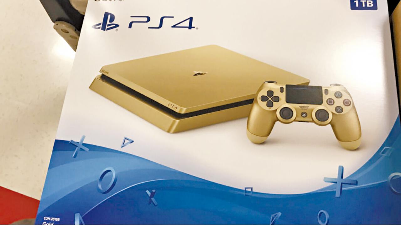 百貨公司廣告洩密 金色PS4現身