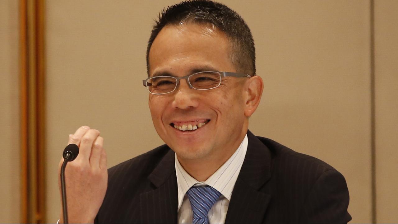 長建每手股份 調減至500股