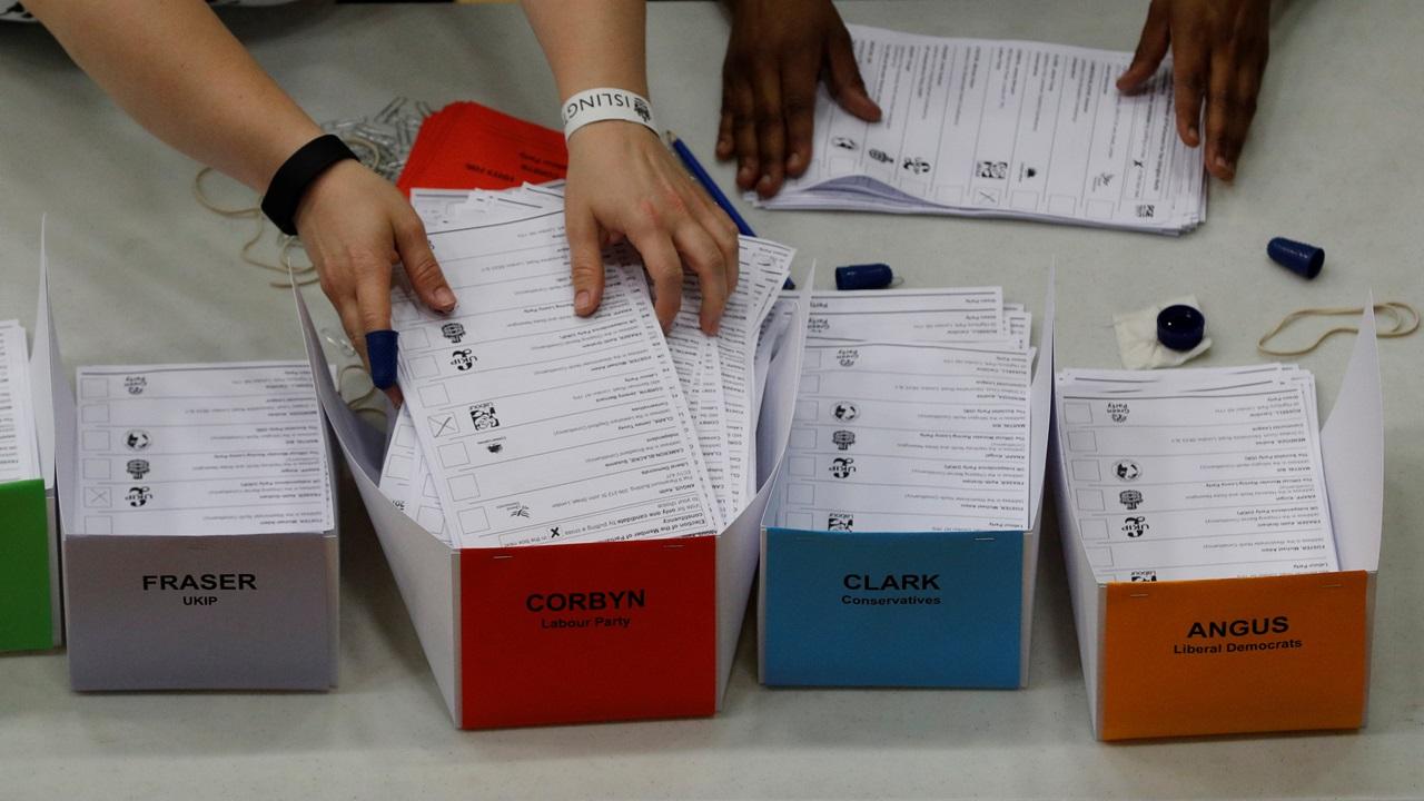 英國大選票站調查指保守黨或未能取得過半議席