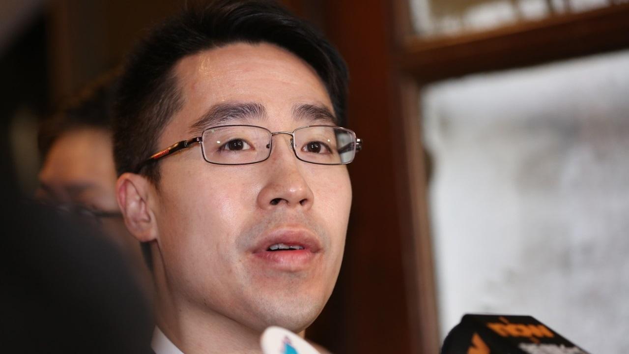 【許仕仁案】郭炳江兒子郭基輝稱尊重判決無奈接受 深信父親無行賄意圖