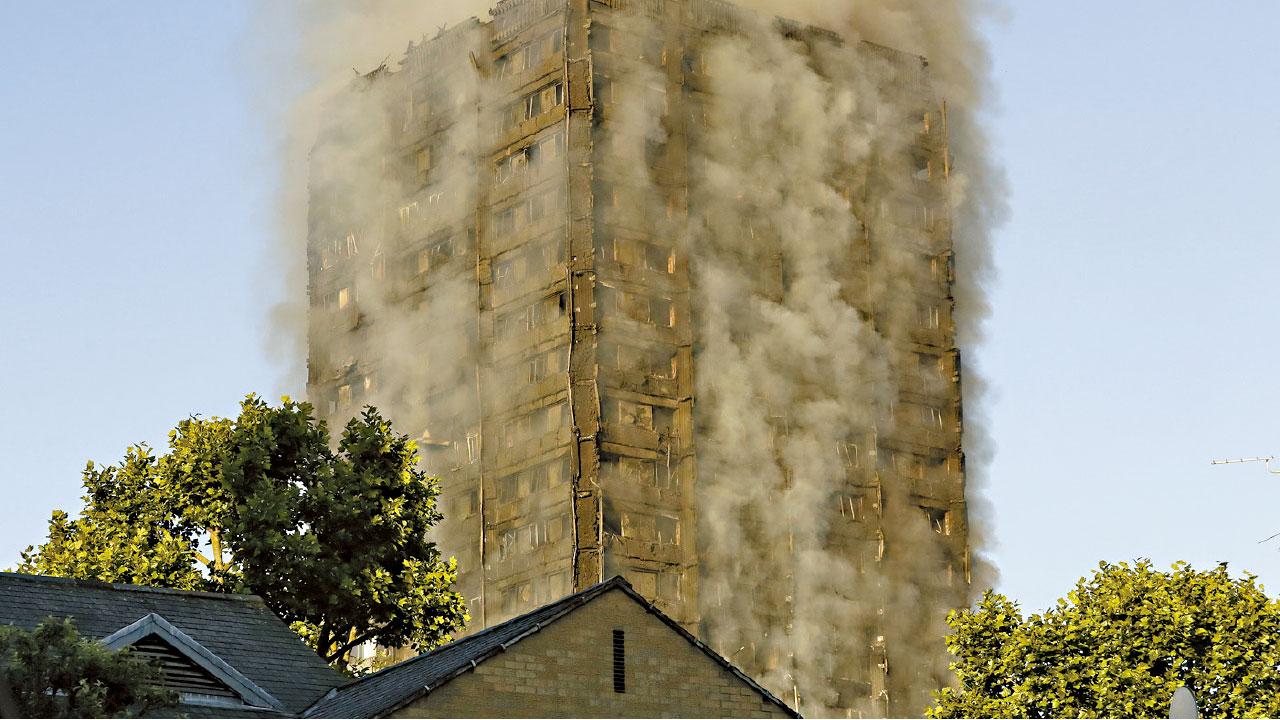 火勢猛烈 恍如美911 母10樓拋下嬰兒望保命